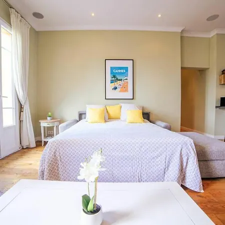 Appartement Rue Des Halles - Rue Des Halles 5* *